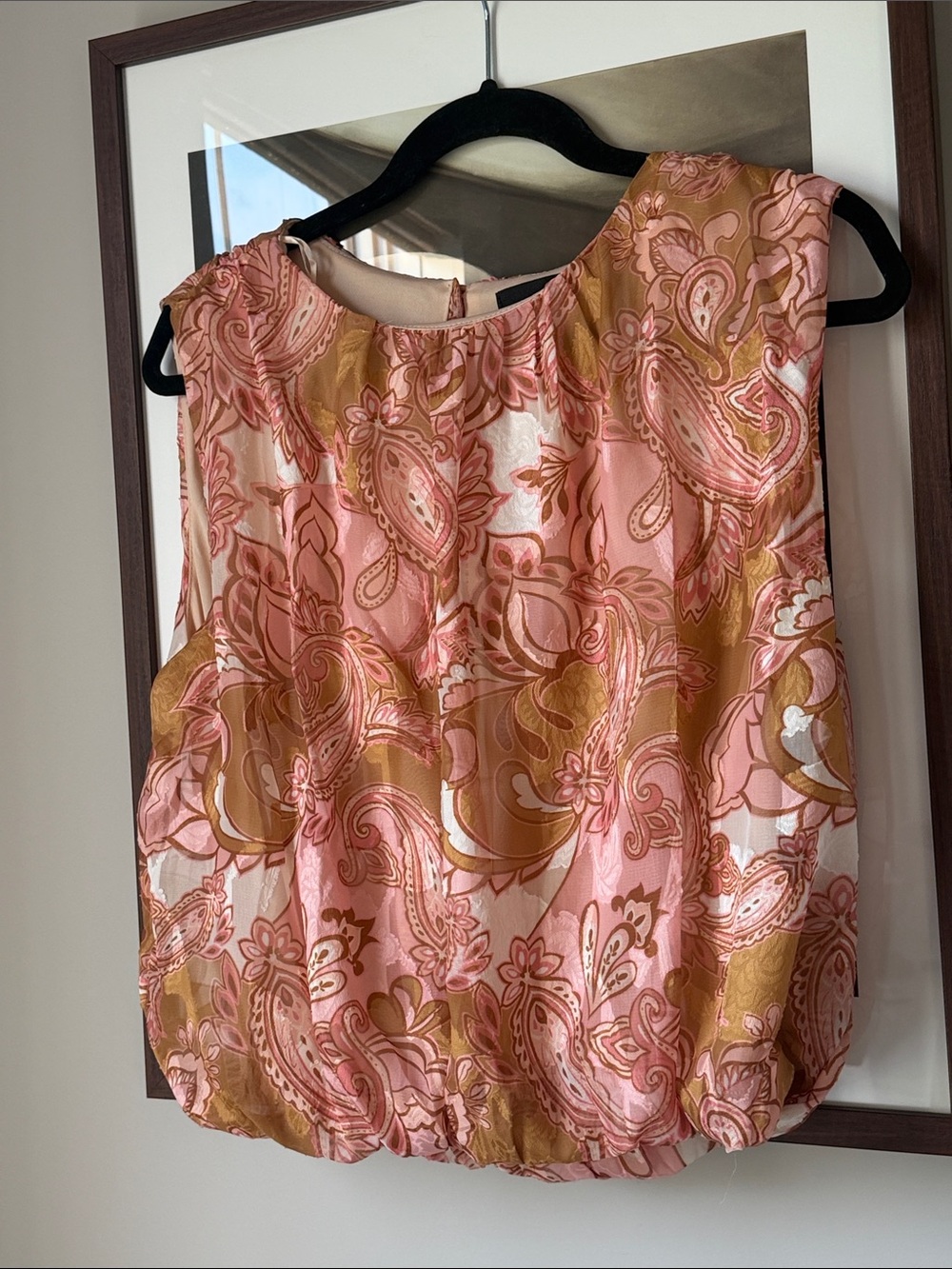 Vici Pink and Gold/Green Paisley Sleeveless Blouse